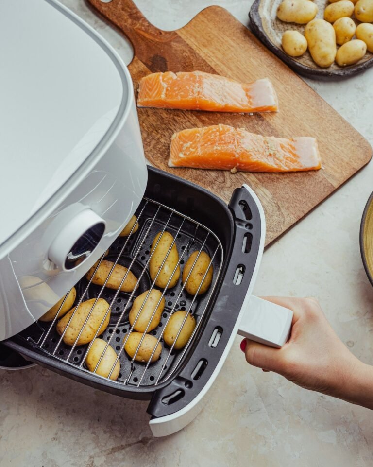 Cook Cleaner With Our Top 10 Non-Toxic Air Fryers In 